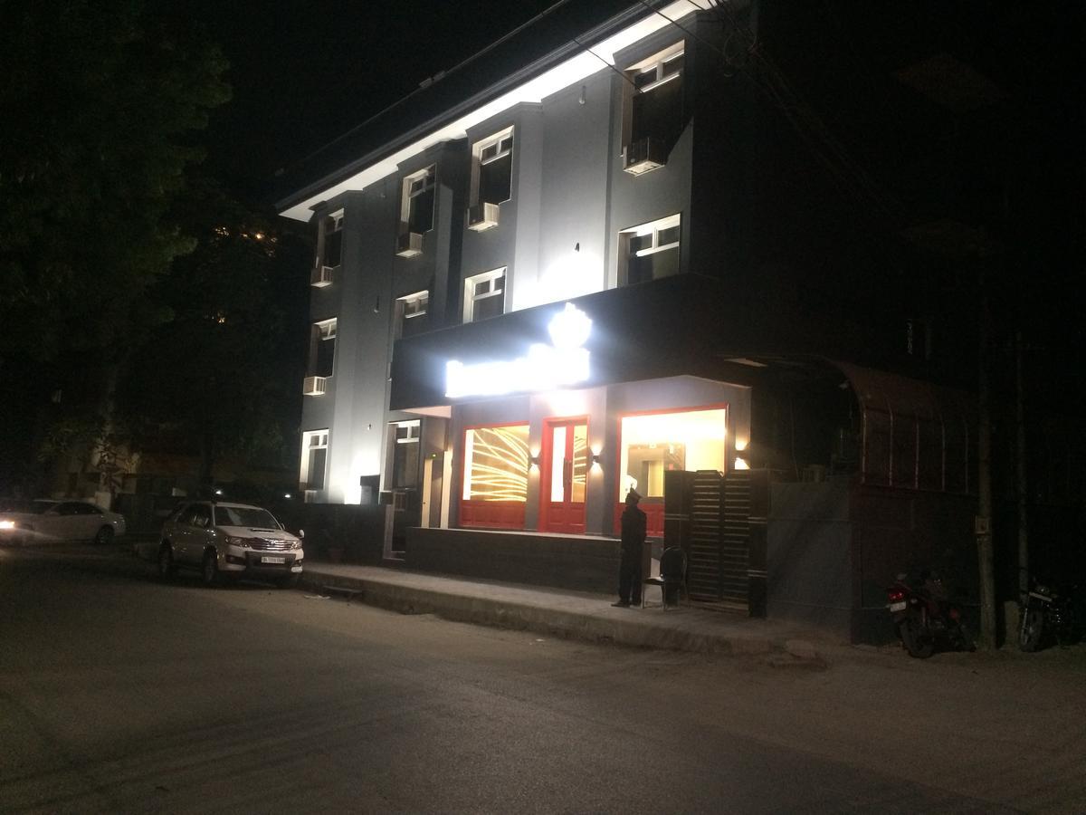 Lords Inn New Delhi Exteriör bild